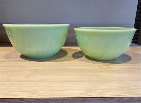 Vintage 1950s Jadeite Fire King mixing bowls