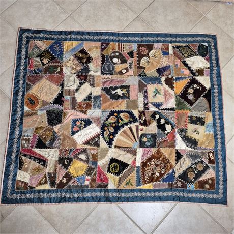 Antq 1891–1895 Victorian Crazy Quilt – Silk & Velvet w/ Embroidered Motifs