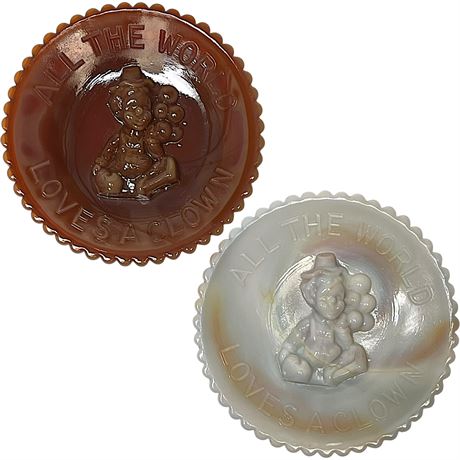 Vtg Mosser Chocolate & Opal Slag Glass "All The World Loves a Clown" Mini Plates