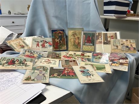 25 Postcards/Greetings from the 1920's