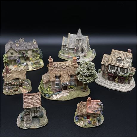 Collection of Lilliput Lane Cottages - Yrs 1995 to 1999