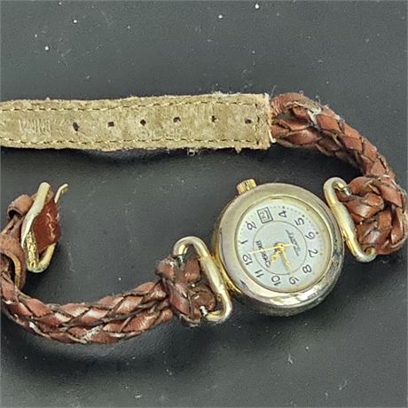 Cherokee Women's Quartz Watch