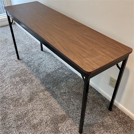 Barrick Folding Table