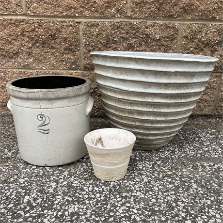 2 Gallon Crock with Cement Ribbed Planter and Pot