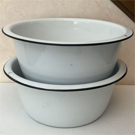 Pair of Vtg Farmhouse Enamelware Basins