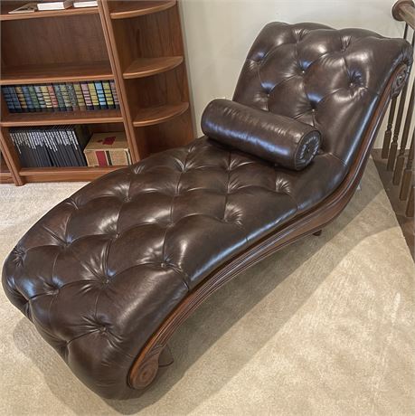 Lacquer Craft Tufted Pleather Chaise Lounge Chair
