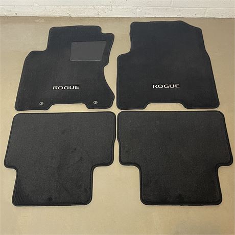 2008-2013 Nissan Rogue Black Front and Back Carpeted Floor Mats - Set of 4