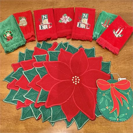 Vtg Christmas Placemats, Hand Towels & Pot Holder