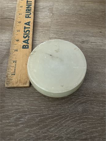 Alabaster | Small Round Box