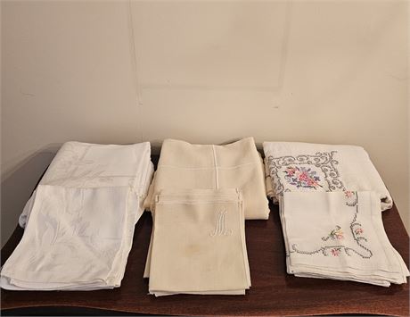 (3) Linen Sets~Table Cloth & Napkins