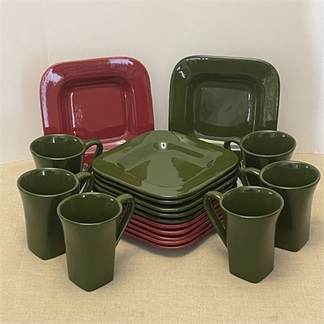 Quattro Dinnerware by Heritage Mint (18) pcs
