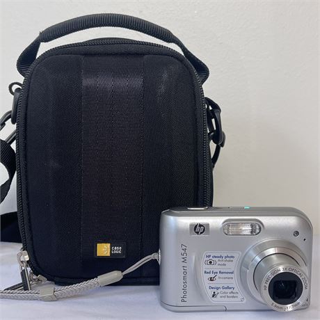 HP Photosmart M547 6.2mp Digital Camera w/ Carry Case