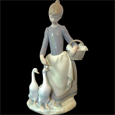 Lladro "Pacing the Ducks" Porcelain Figurine