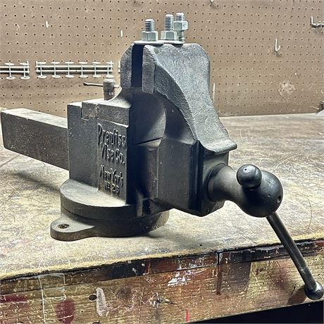 Vtg Prentiss Vise No 26 Heavy Duty 4 1/2" Jaws Bench Vice