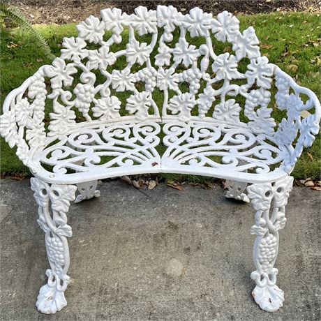 Vtg Cast Iron Grape Vine Garden Bench