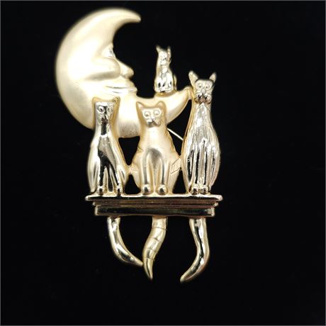 Signed AJC Gold Tone Cats on the Moon Brooch