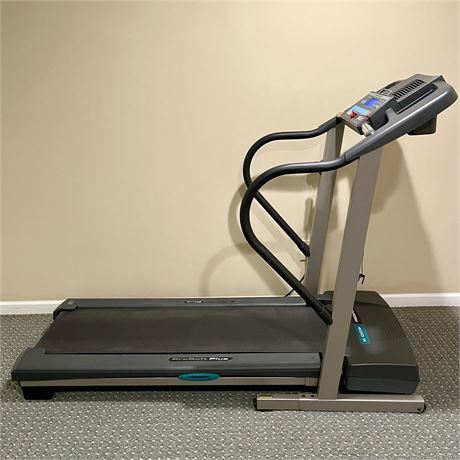 Pro-Form 400x Health and Fitness Treadmill
