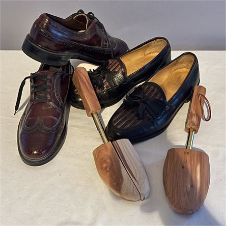 Size 8 1/2 Vtg Men's Shoes (Johnston & Murphy, Nunn Bush) w/ Shoe Stretchers