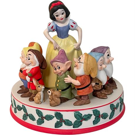 1987 Walt Disney World Snow White Third Edition Christmas Figurine