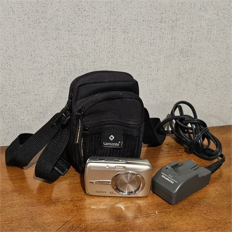 Olympus 6MP Stylus 600 Digital Camera