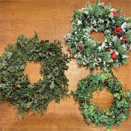 Vintage Plastic Christmas Wreaths (Large Medium and Small)
