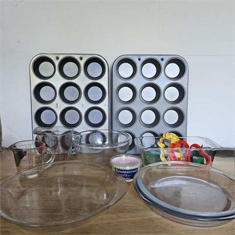 Bakeware Lot