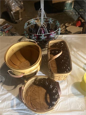 assortment of baskets (4) , 4 fake apple decor