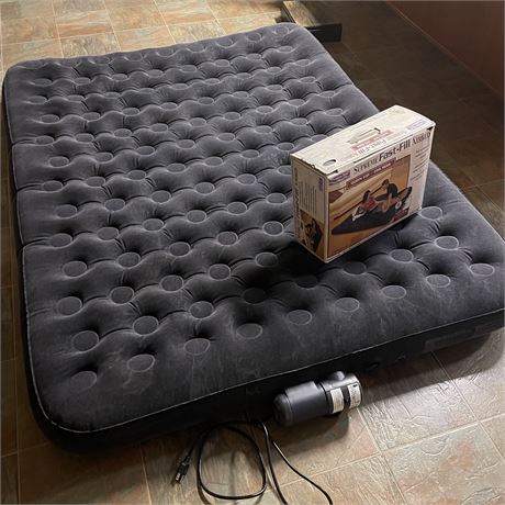 Comfort-Rest Supreme Fast-Fill Queen Size Airbed w/ Built-in Air Pump