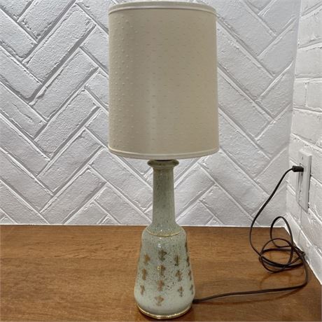 Mid Century Reverse Painted Glass Bedside Lamp with Gold Accents