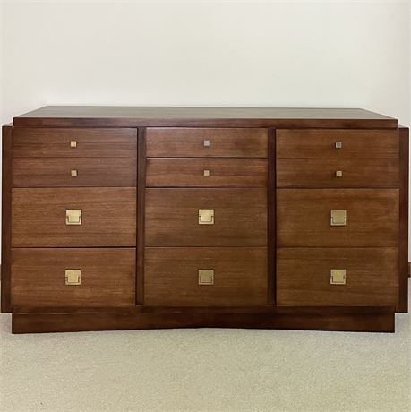 American of Martinsville Solid Wood 10 Drawer Dresser
