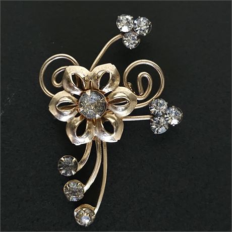 Petal Flower Spray Vintage Goldtone Rhineston Brooch