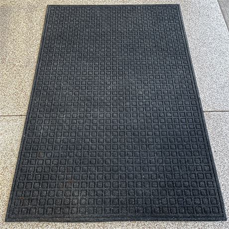 Black Indoor/Outdoor Mat