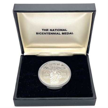 1976 The National American Revolution Bicentennial Medal