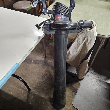 Toro Super Blower Vacuum  Corded Electric with extra bags