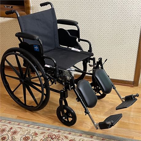 Medline Guardian K4 Basic Lightweight Wheelchair