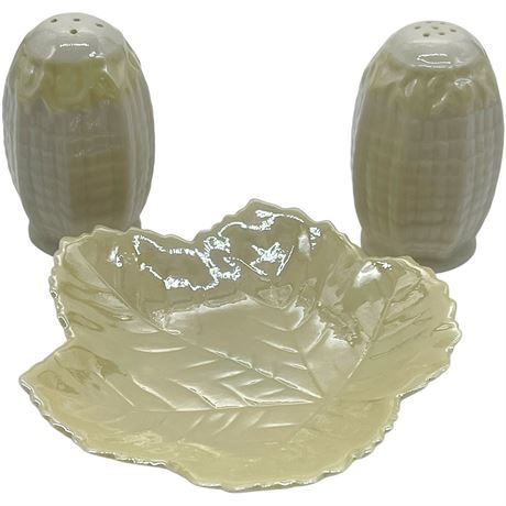 Belleek Limpet Translucent Salt and Pepper Shakers with Leaf Dish - 6th mark