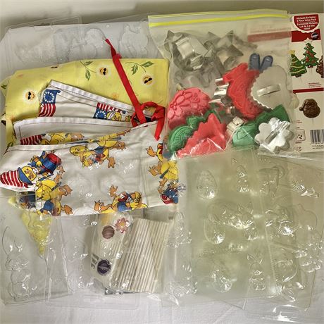 2 vtg Kids Aprons w/ Holiday Cookie Cutters, Pop Sticks and Molds