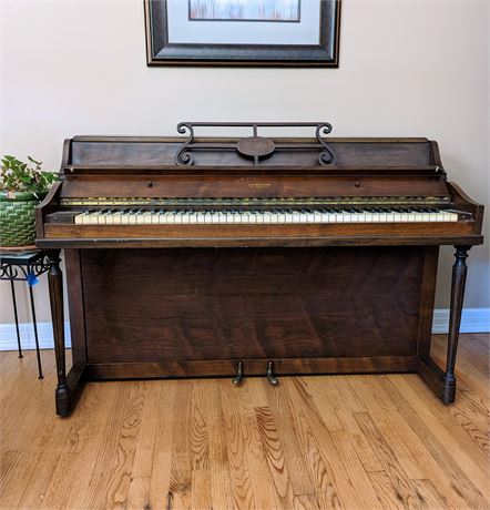 Livingston Piano by Weaver Piano Co.