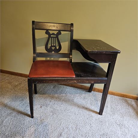 Vintage Telephone gossip chair