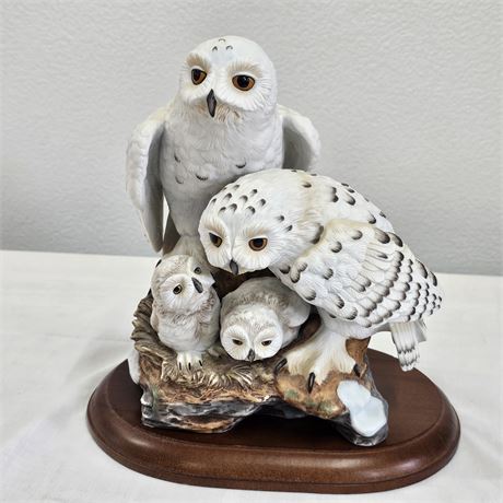 Danbury Mint Snowy Owls Porcelain Figure by Katsumi Ito
