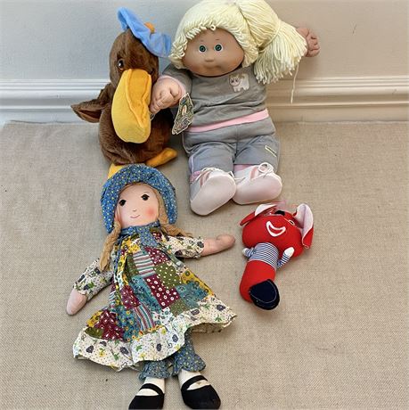 Throwback Dolls - Cabbage Patch, Holly Hobbie, Pierre Pelican & Dream Pet