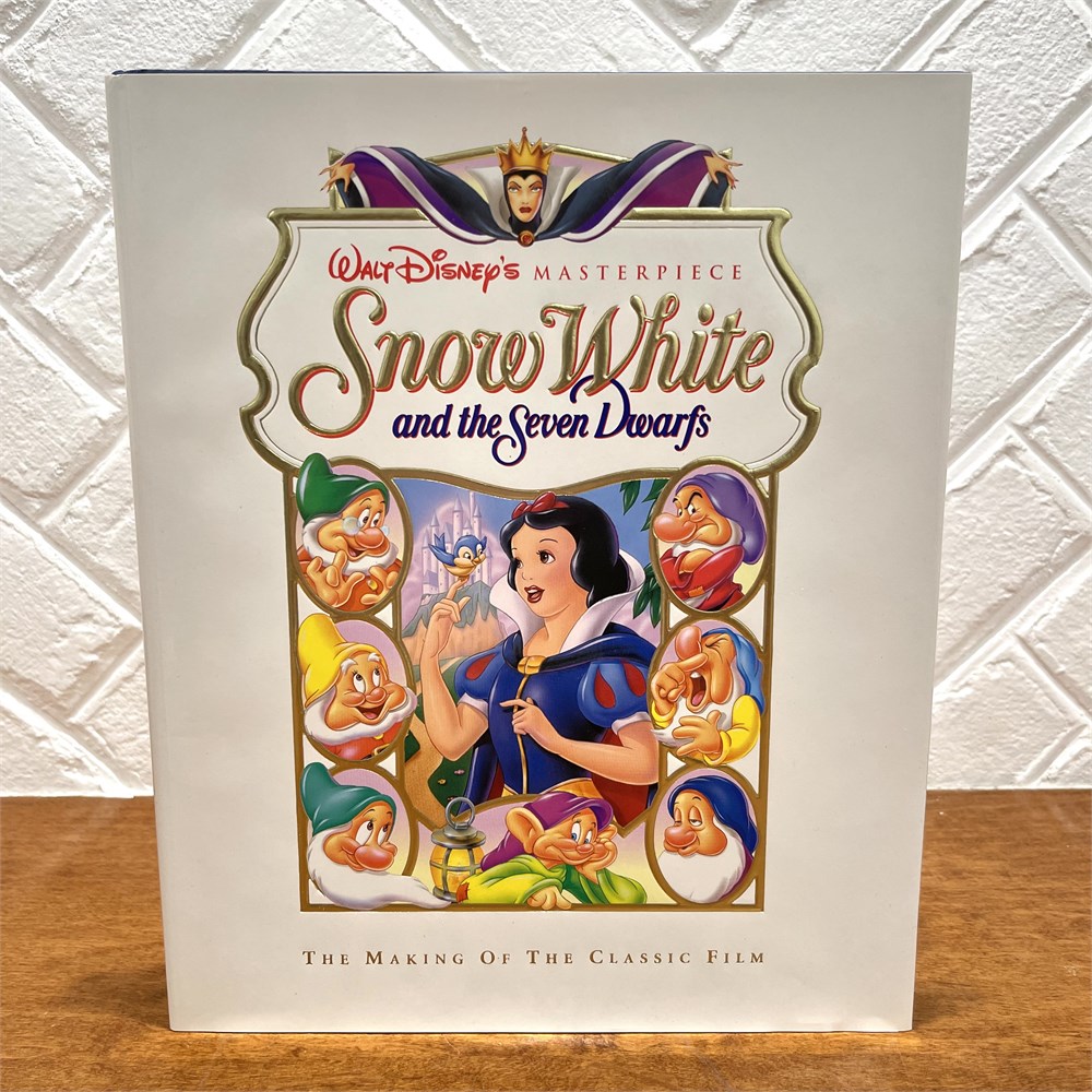 Blazing Auctions - New Disney's Snow White and the Seven Drawfs ...