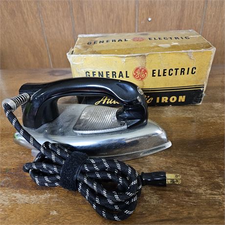 Vintage GE Iron~ in Original Box