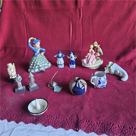 Lot of vintage porcelain figurines,