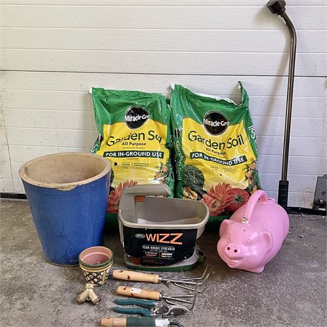 Gardening Lot