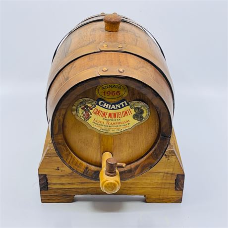 Vintage Chianti 1966 Italian Tabletop Wine Barrel