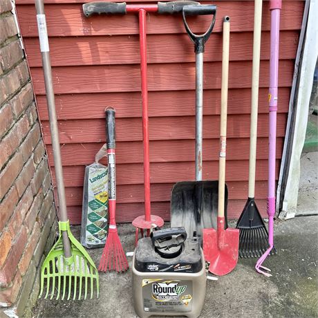 Full Round Up Extended Control Sprayer & Gardening Tools