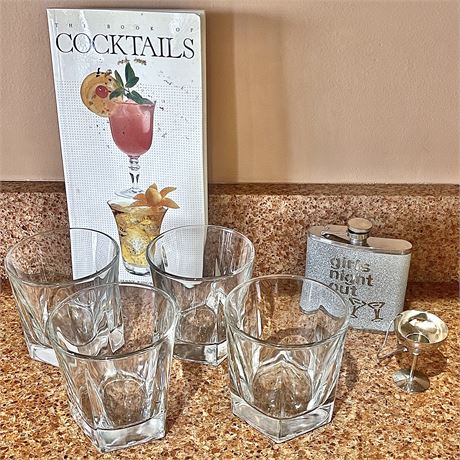 Whiskey Glasses with Flask & Cocktail Recipe Book
