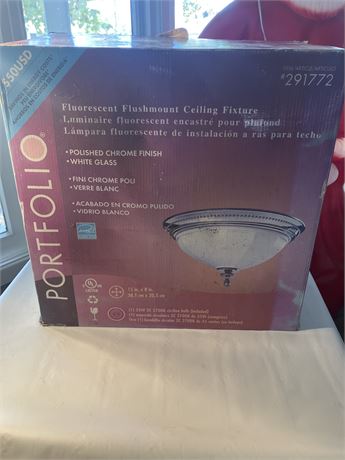 Fluorescent Flushmount Ceiling Fixture.