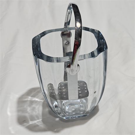 Modernist ice bucket in art glass with a handle